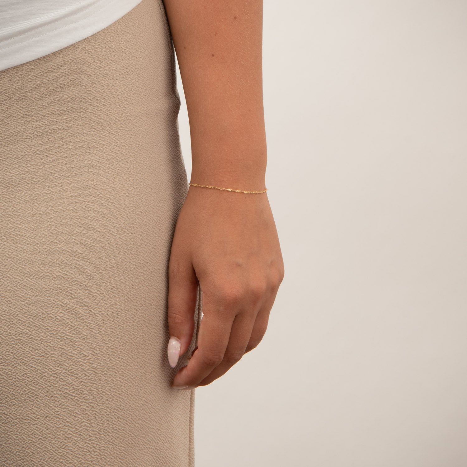 DETAIL249332